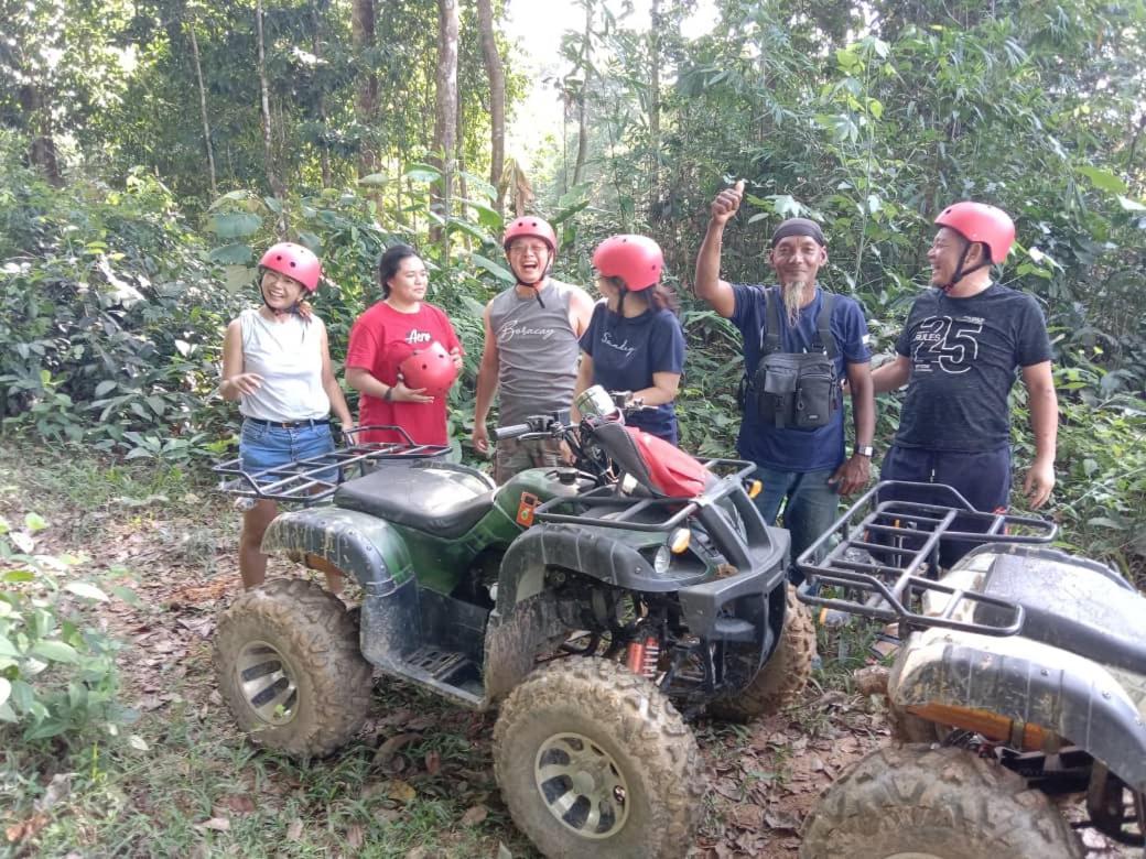 Hotel Branda Kampung Sumpitan Lenggong Tiada Sungai Kampong Ulu Jepai Esterno foto